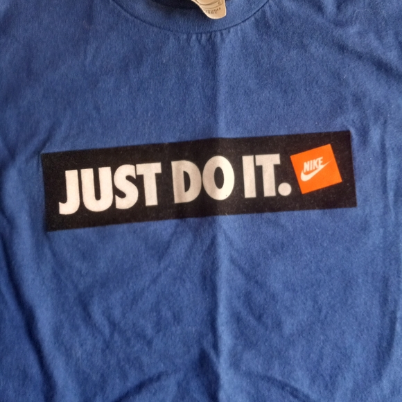 Nike Box Logo Tee - Picture 2 of 5